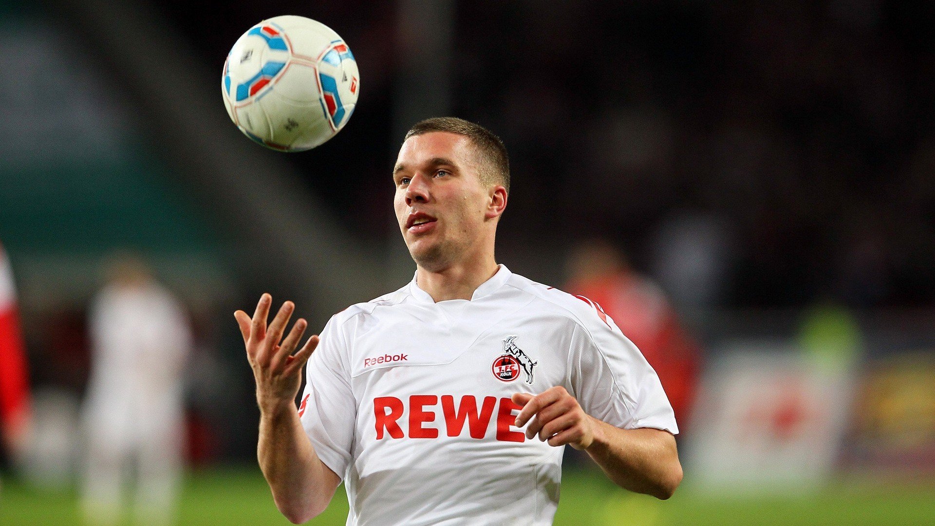 五大联赛无球跑动与空间撕裂效率分析，什么是无球跑动